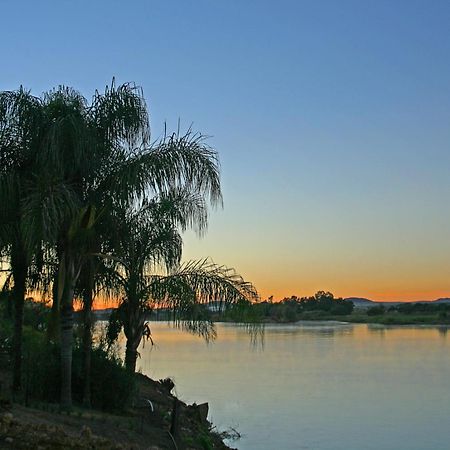 River Place Manor Upington Ngoại thất bức ảnh